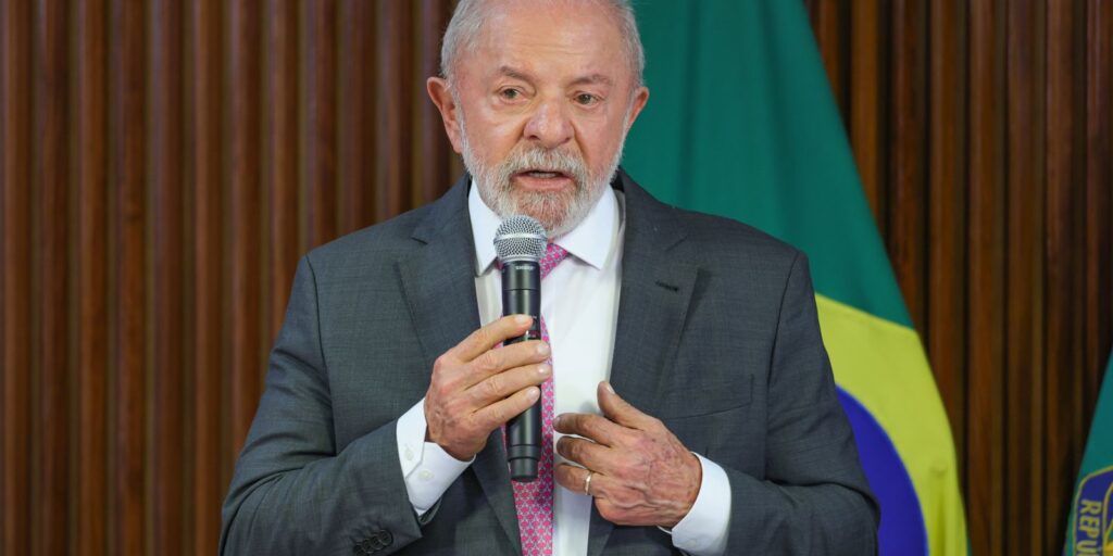 lula-diz-que-pais-nao-precisa-de-escola-civico-militar-na-educacao