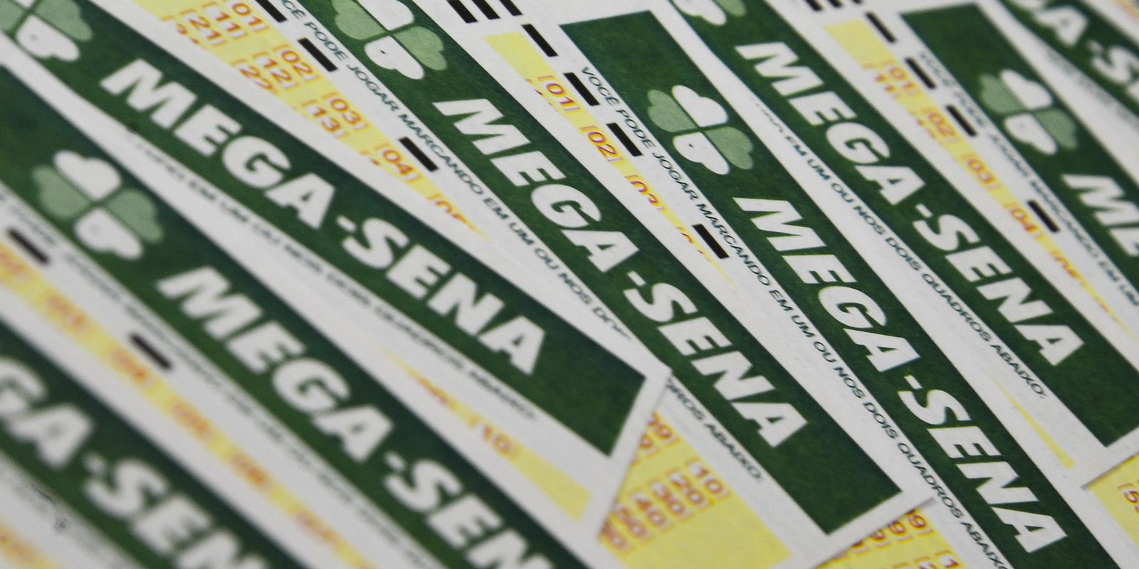 ninguem-acerta-mega-sena;-premio-acumula-para-r$-165-milhoes